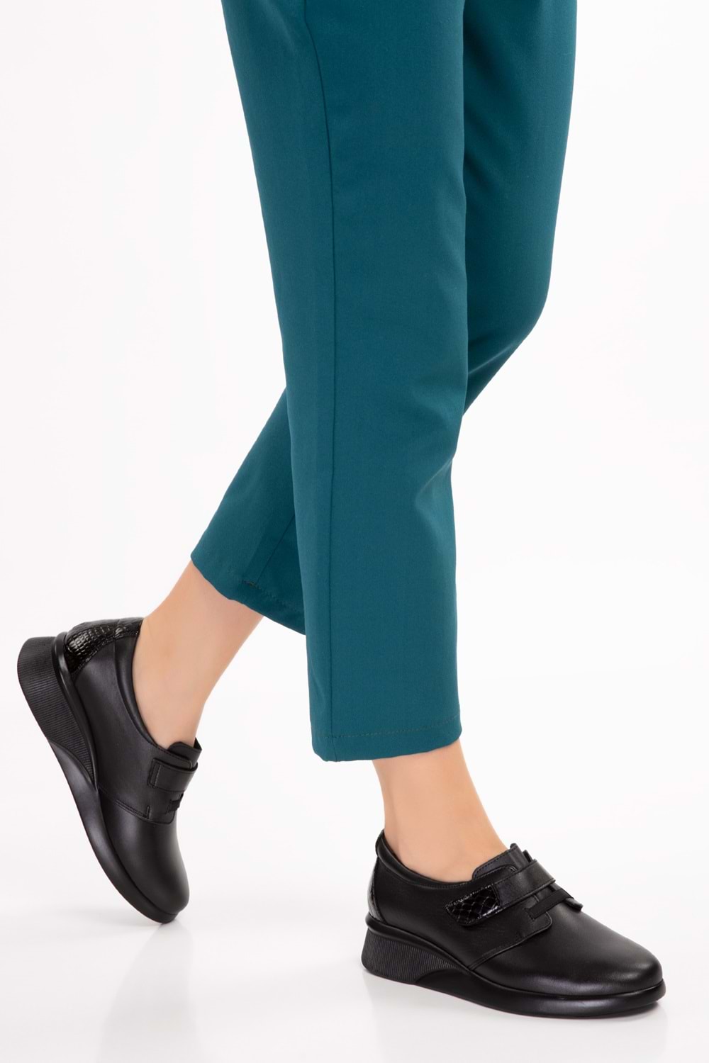 Gondol Hakiki Deri Anatomik Taban Rahat Lastik Bağcıklı Ayakkabı elnr.5808 - Siyah - 37