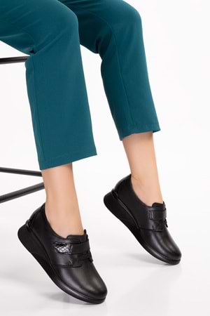 Gondol Hakiki Deri Anatomik Taban Rahat Lastik Bağcıklı Ayakkabı elnr.5808 - Siyah - 37